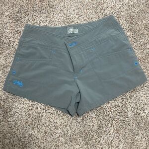 HUK fishing/water shorts